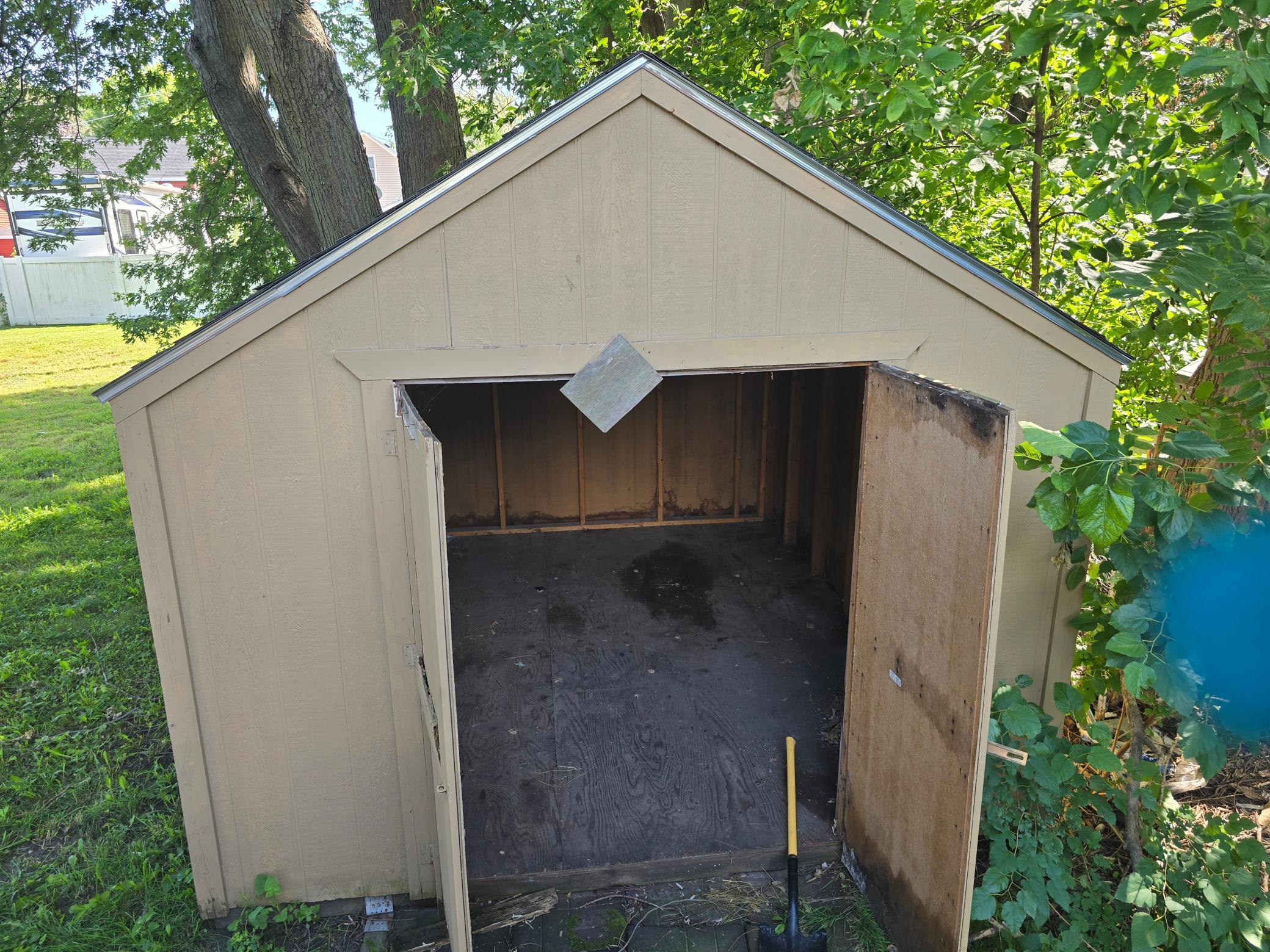 706 E 3rd Street Property Photo 16