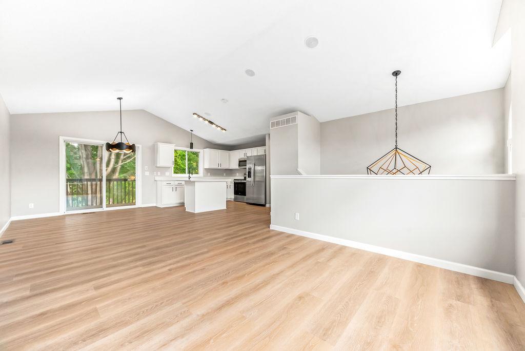 2827 18th Avenue E Property Photo 10