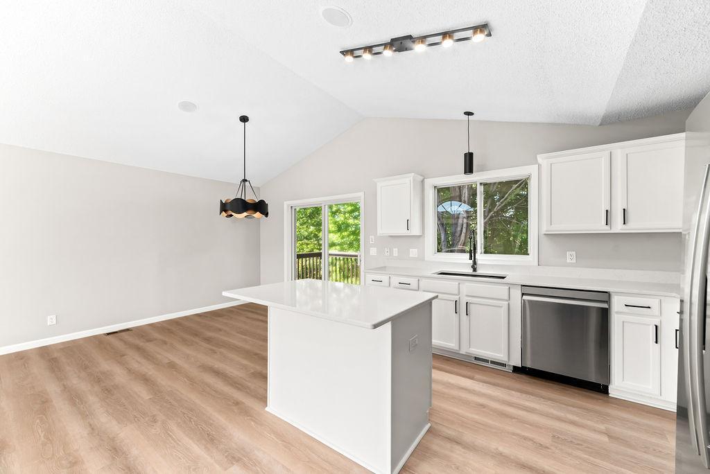 2827 18th Avenue E Property Photo 15