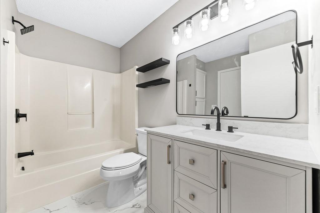 2827 18th Avenue E Property Photo 27