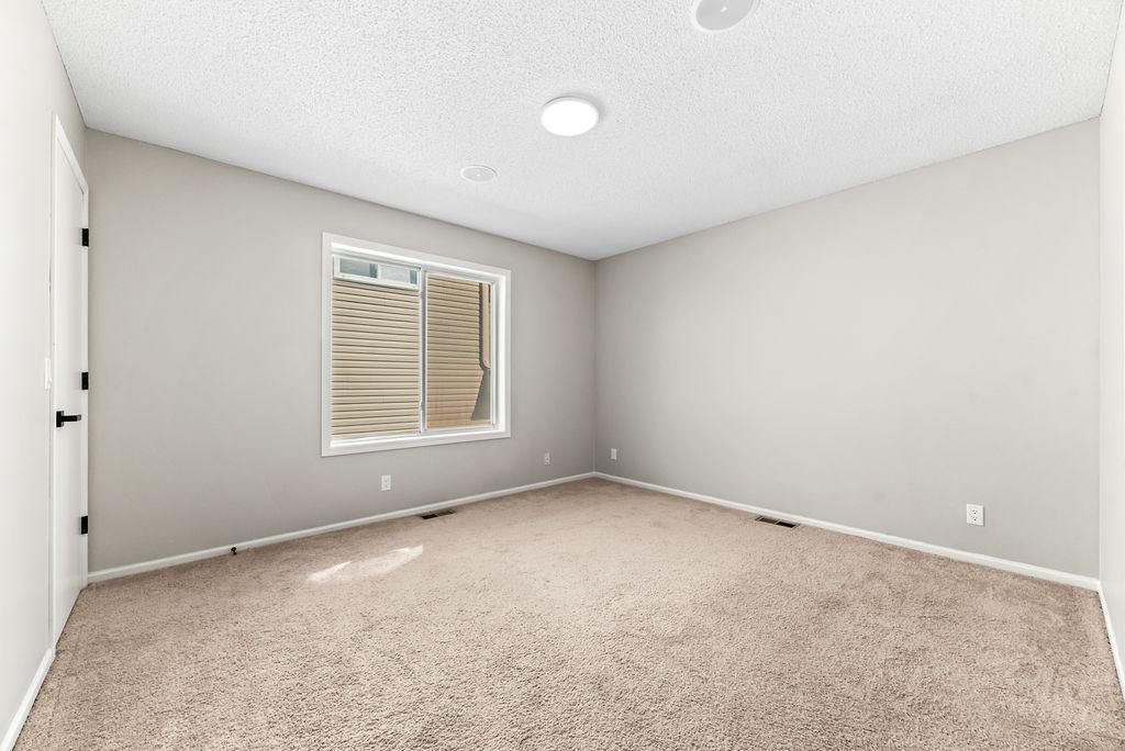 2827 18th Avenue E Property Photo 36