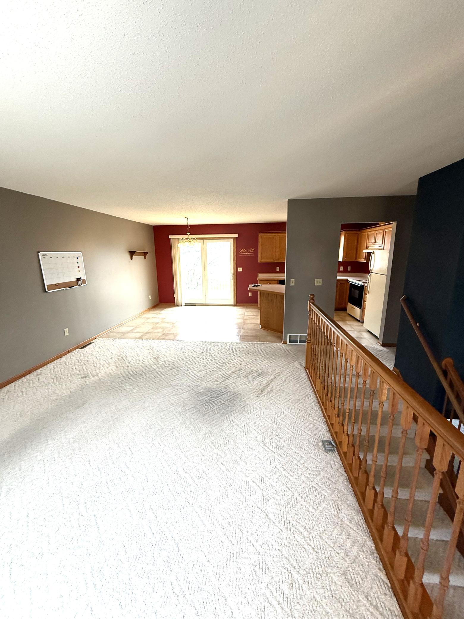 580 Simon Avenue W Property Photo 12