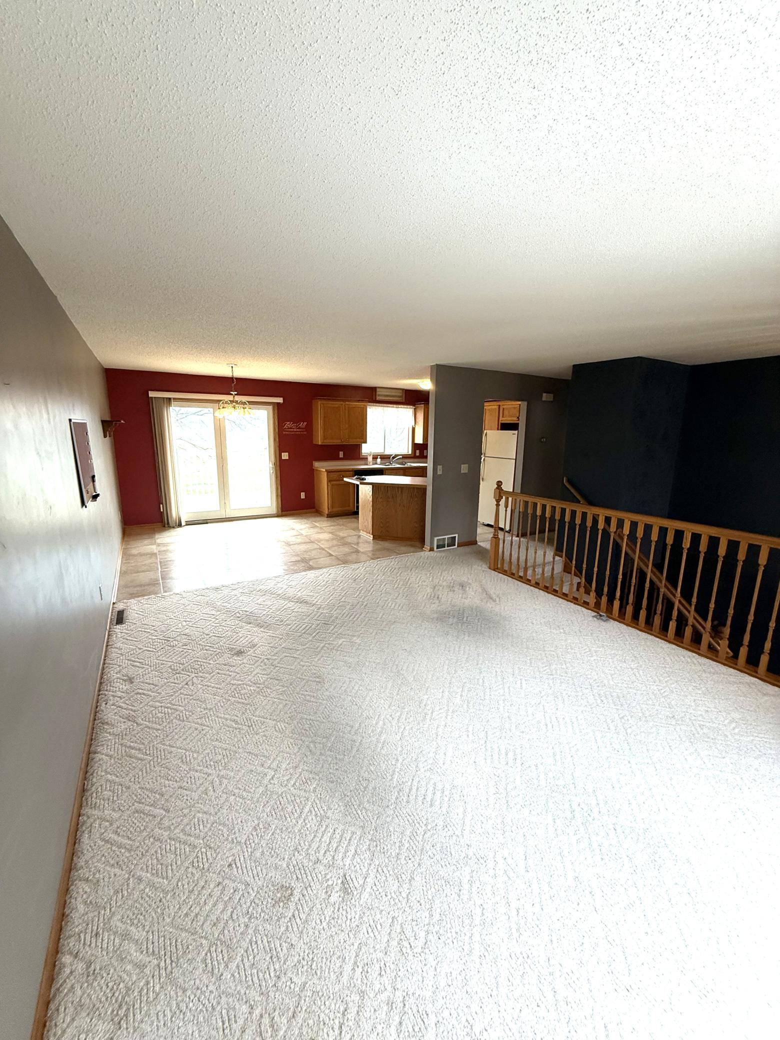 580 Simon Avenue W Property Photo 13