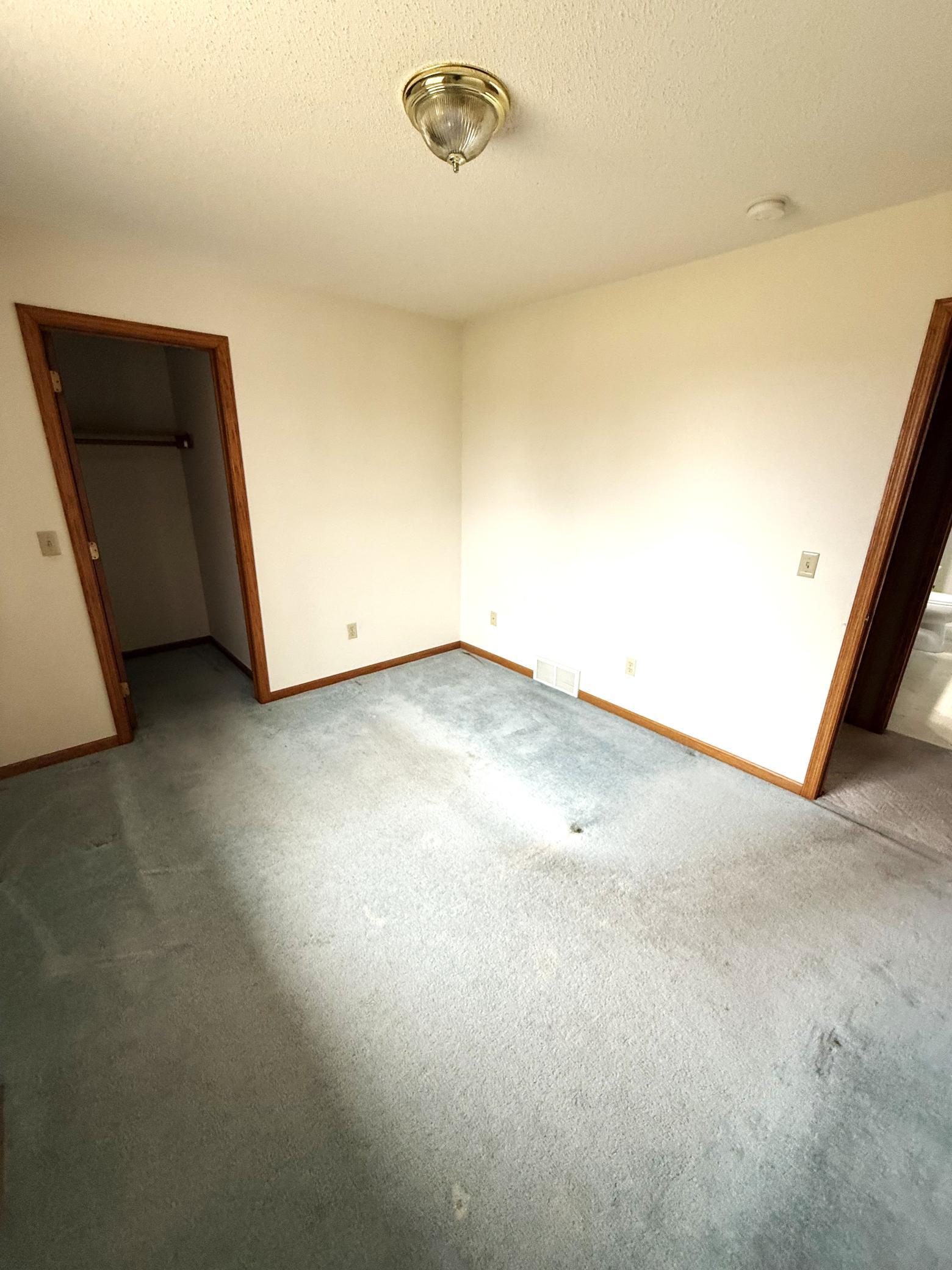 580 Simon Avenue W Property Photo 17