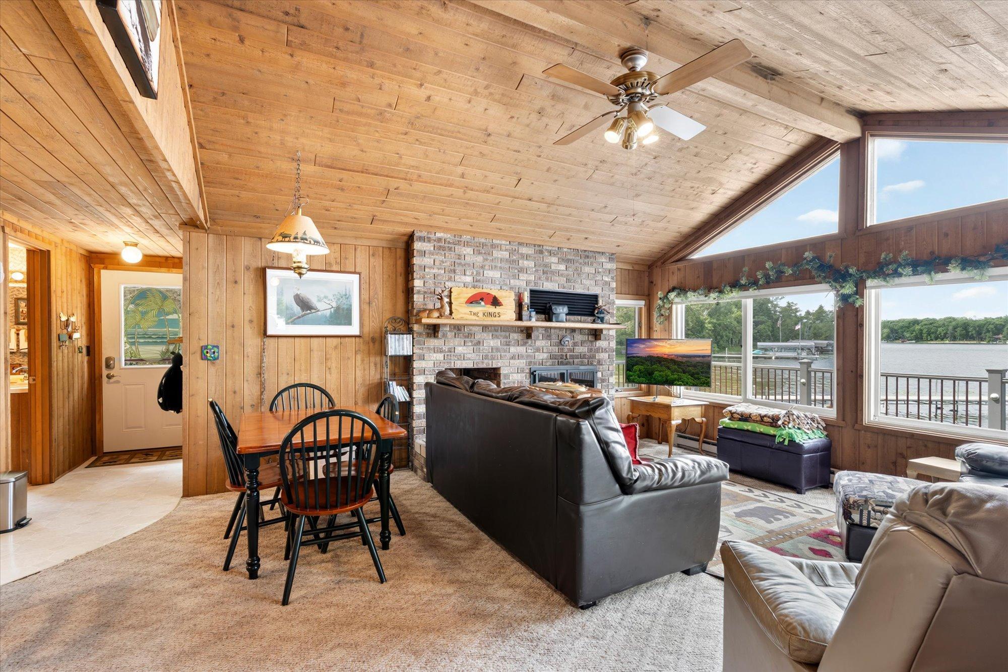 32517 Timberlane Point Property Photo 7