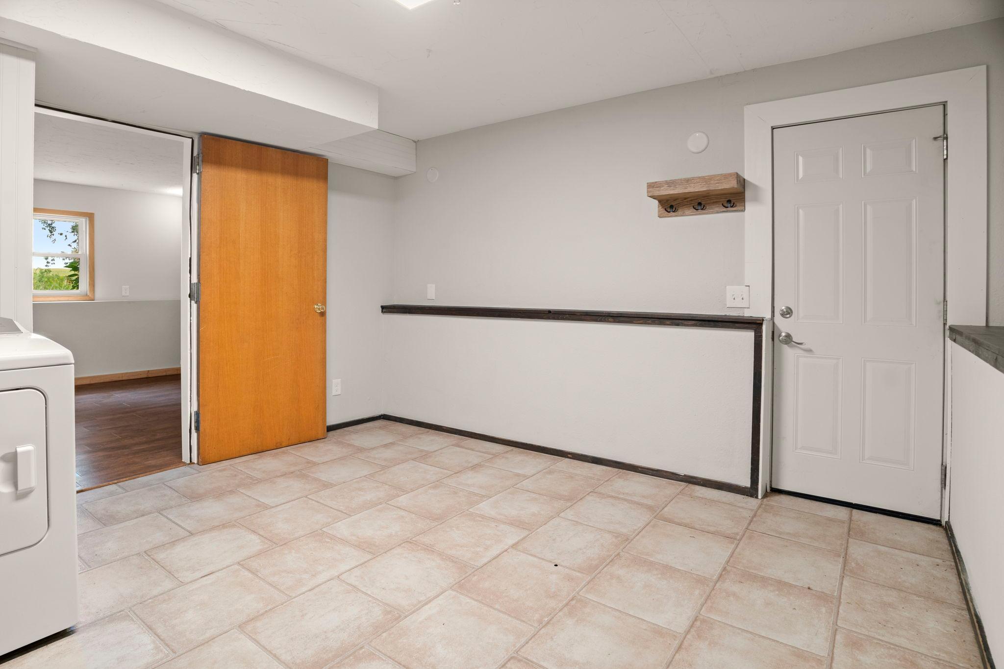 26250 Ipava Avenue Property Photo 43