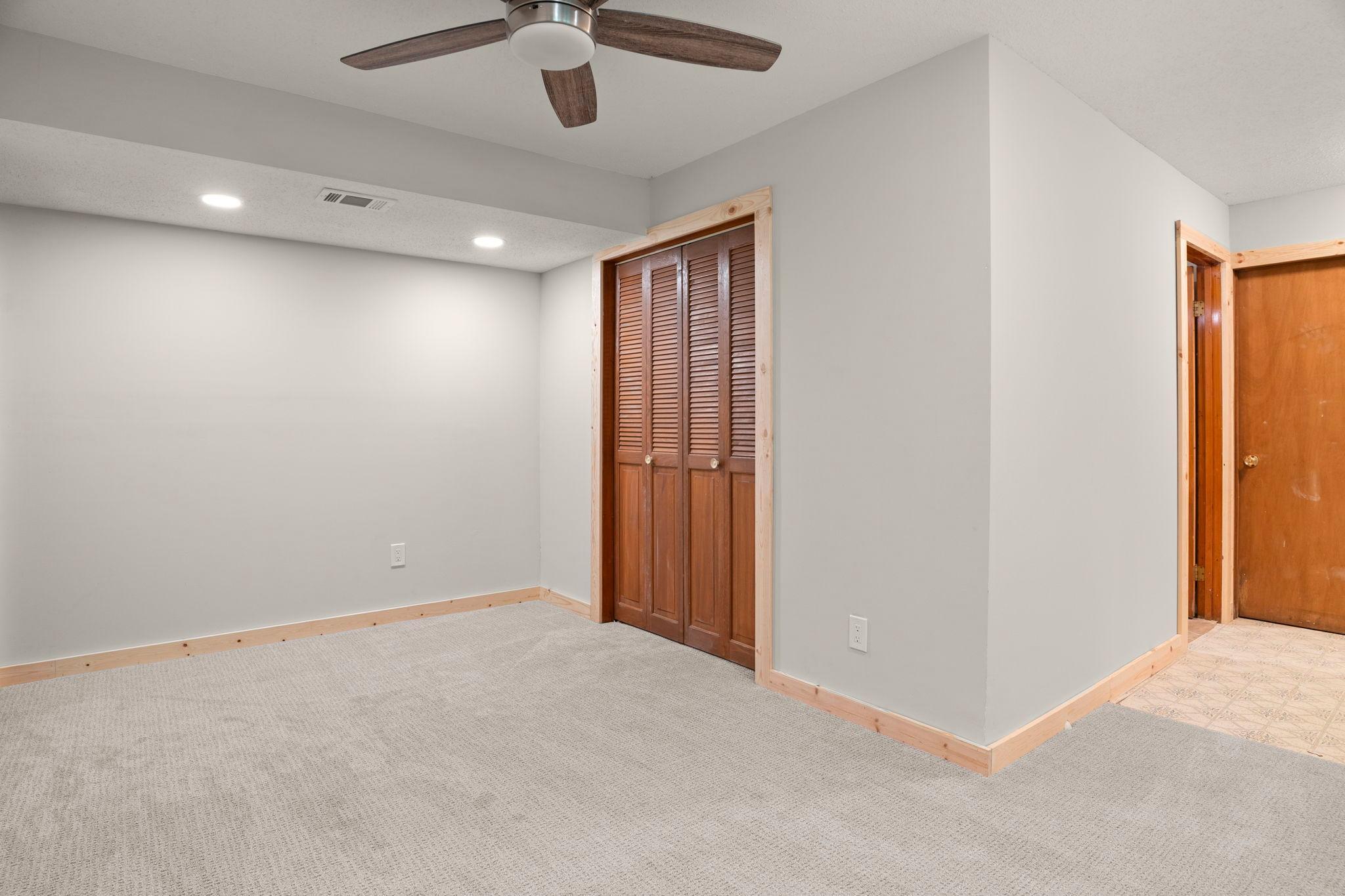 26250 Ipava Avenue Property Photo 48