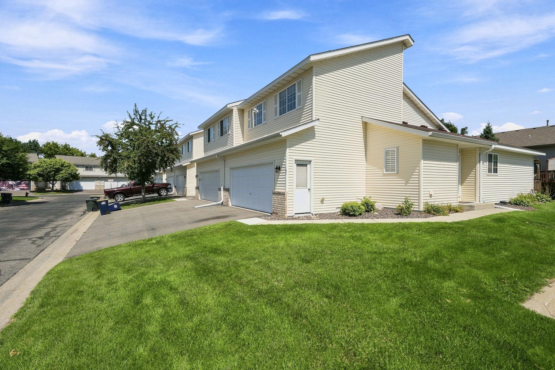 41 Willow Way Property Photo 3