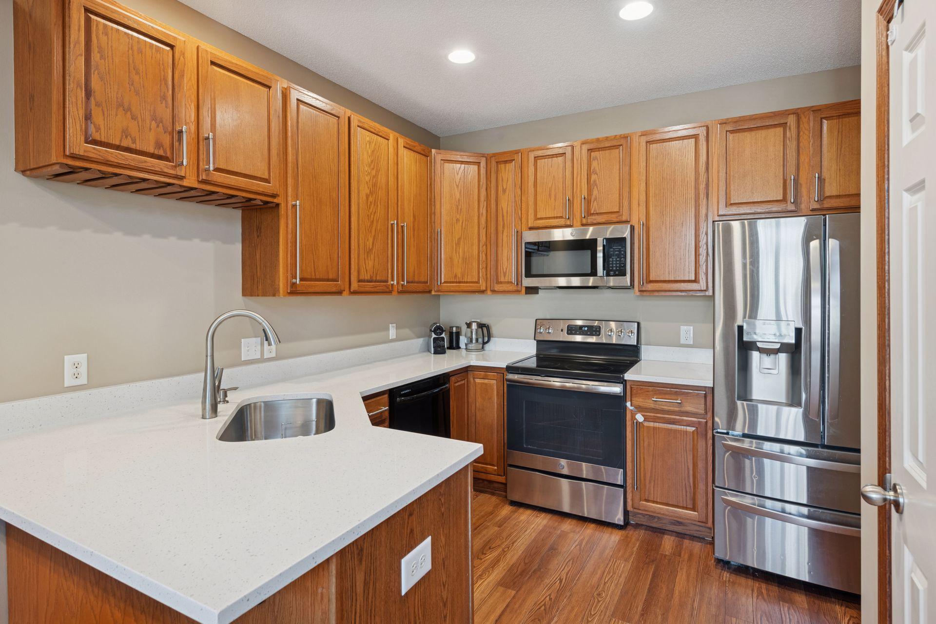 15549 Lilac Drive Property Photo 9
