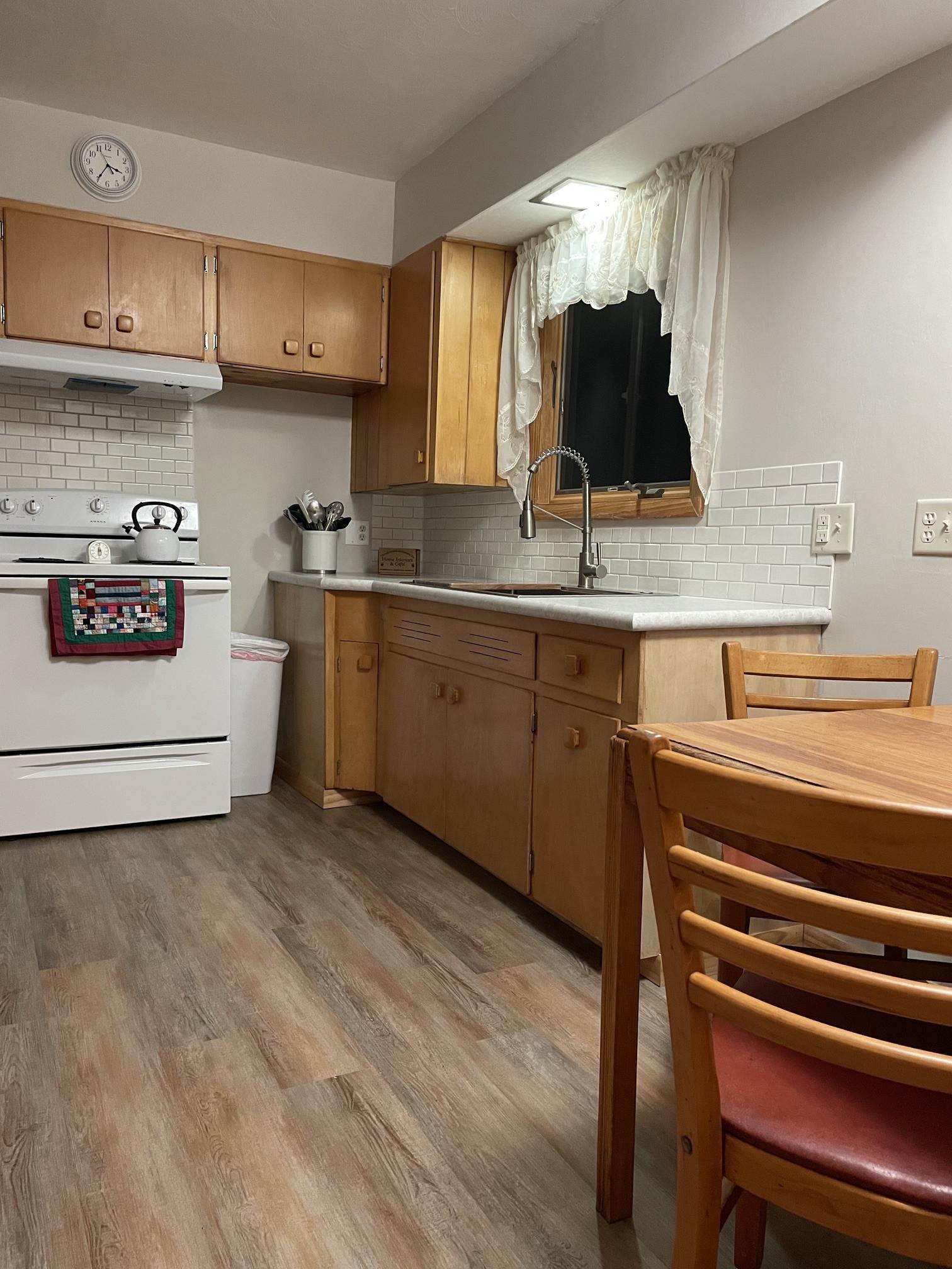 419 2nd Avenue W Property Photo 5