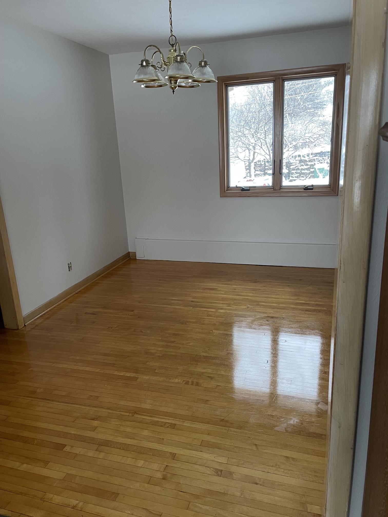 419 2nd Avenue W Property Photo 8