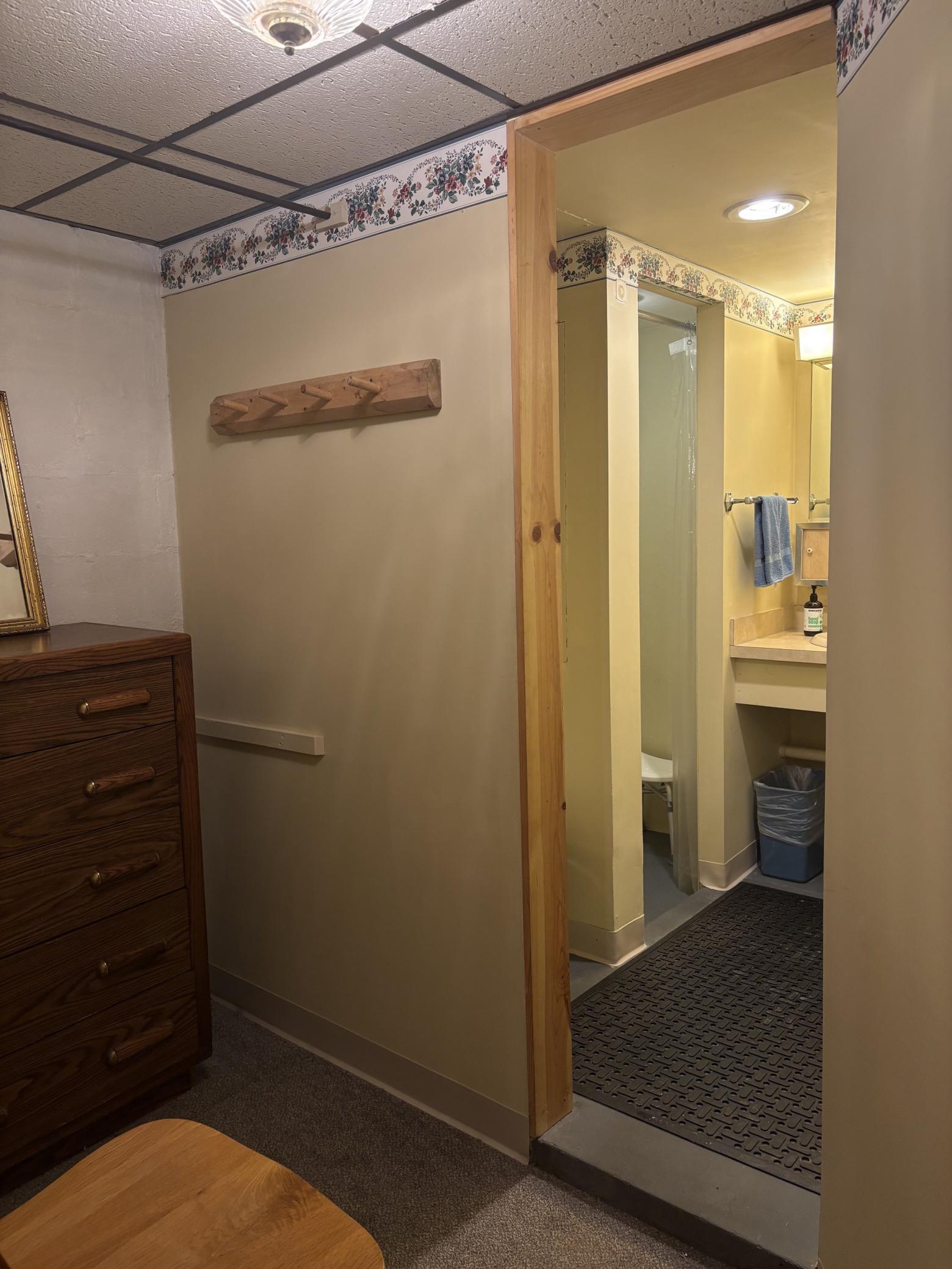 419 2nd Avenue W Property Photo 18