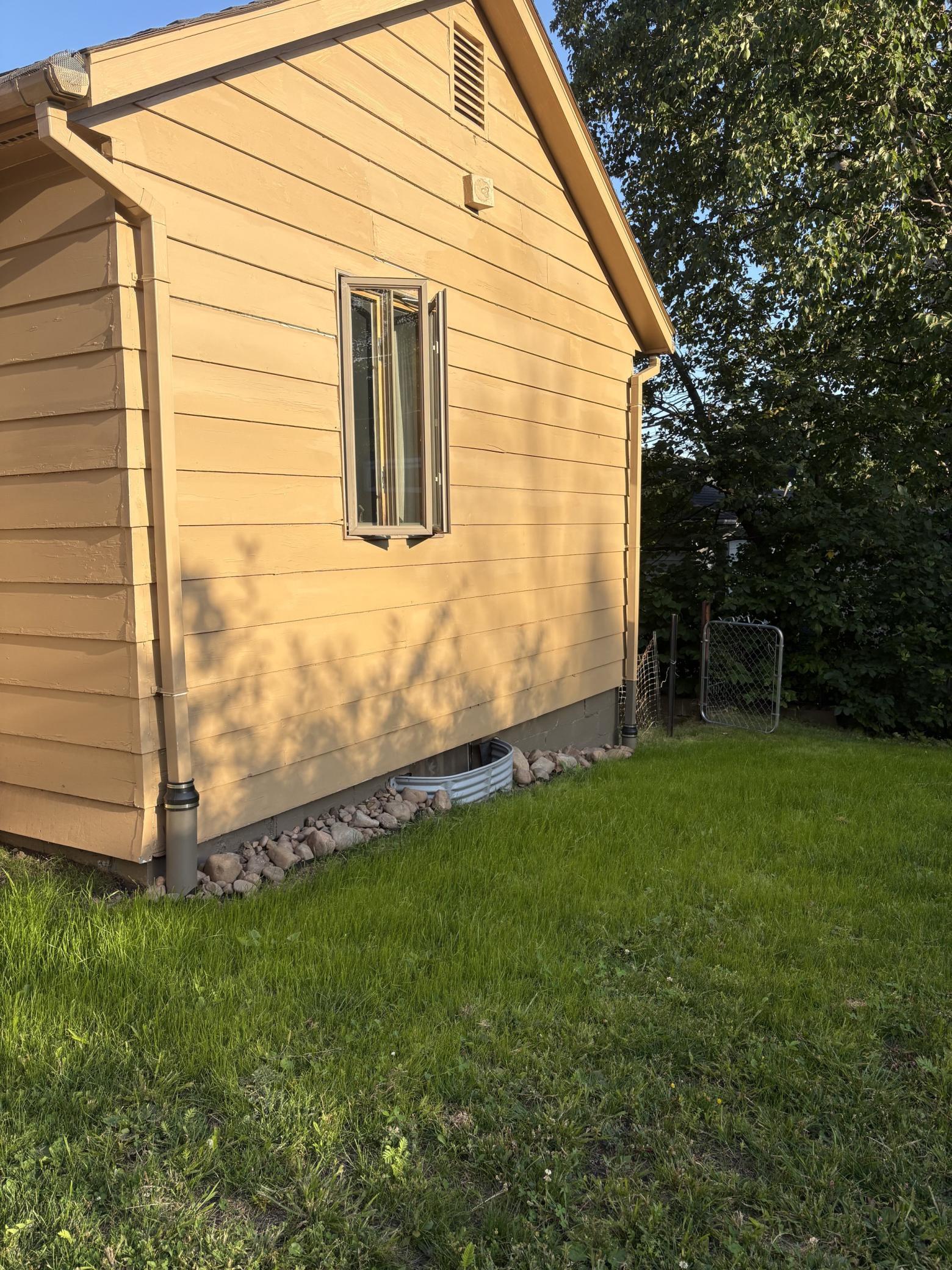 419 2nd Avenue W Property Photo 22