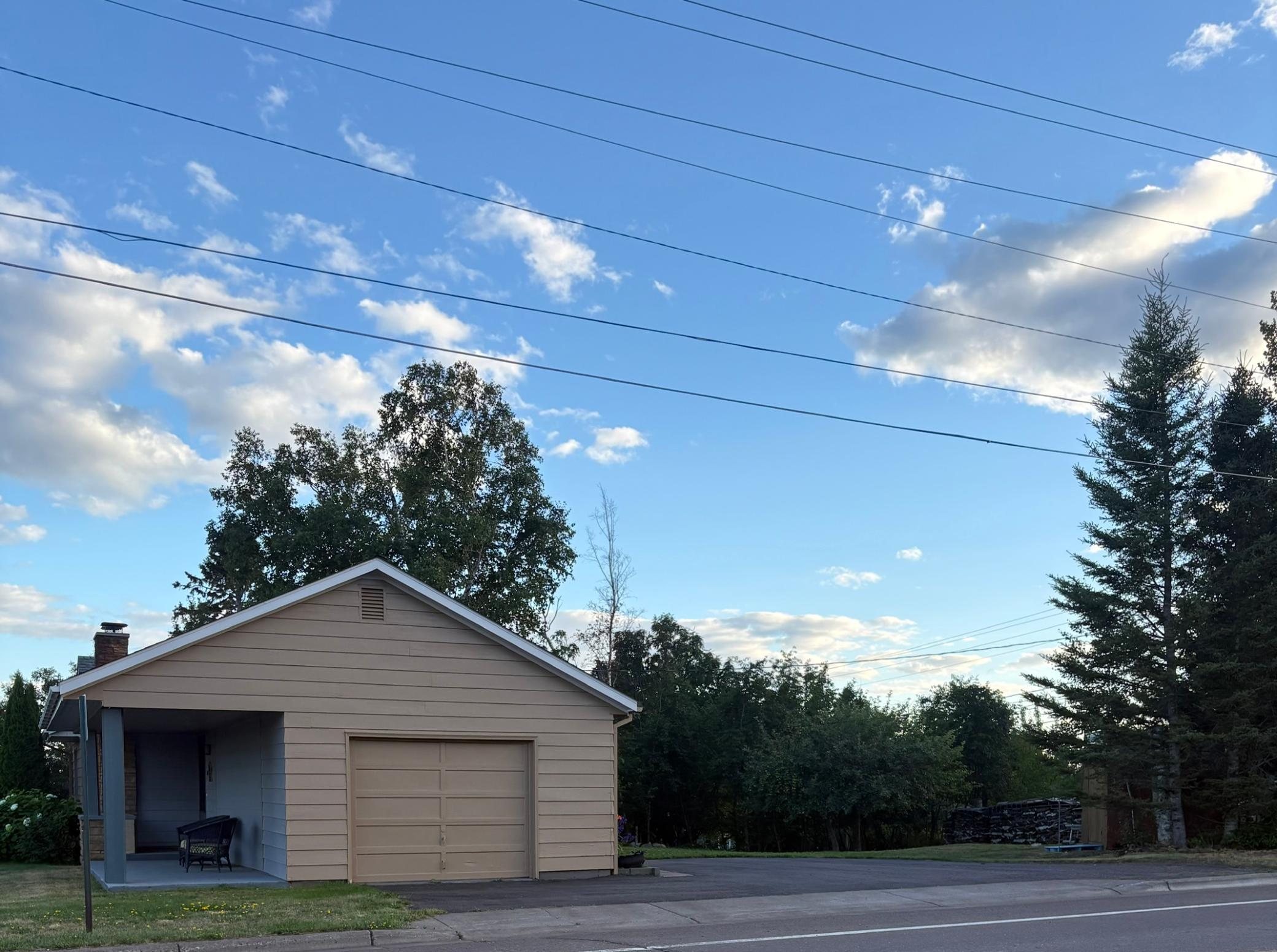 419 2nd Avenue W Property Photo 28