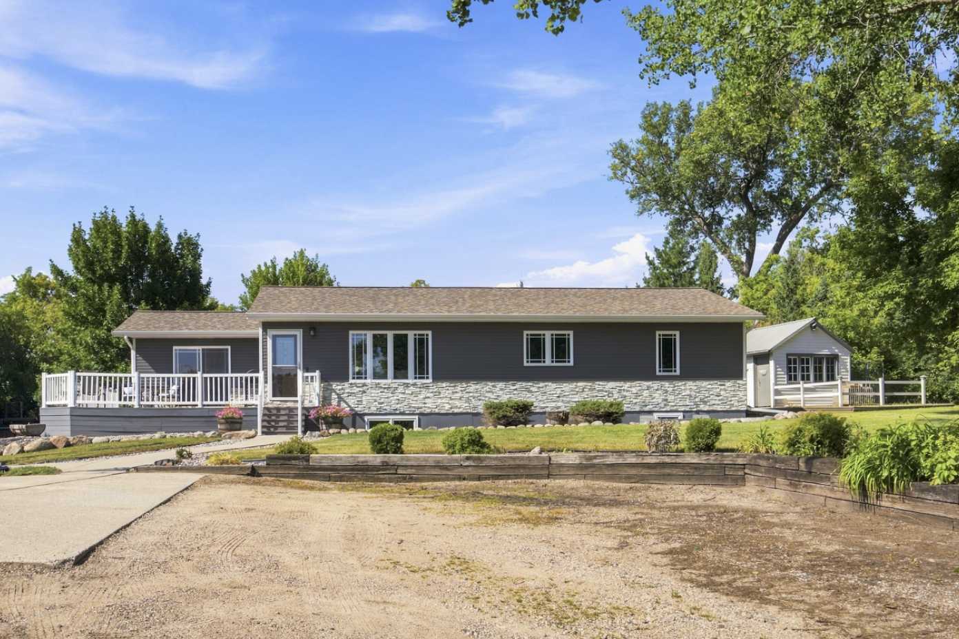 2127 280th Street N Property Photo 9