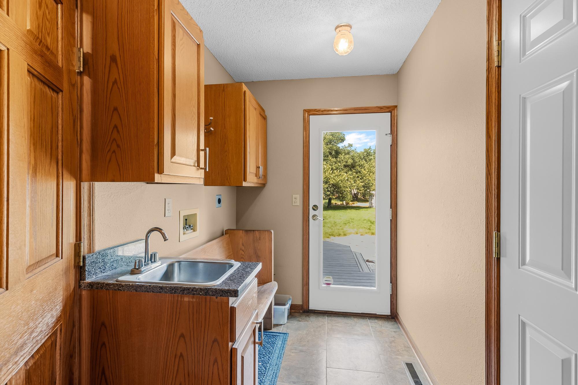 2509 Colony Drive Property Photo 25