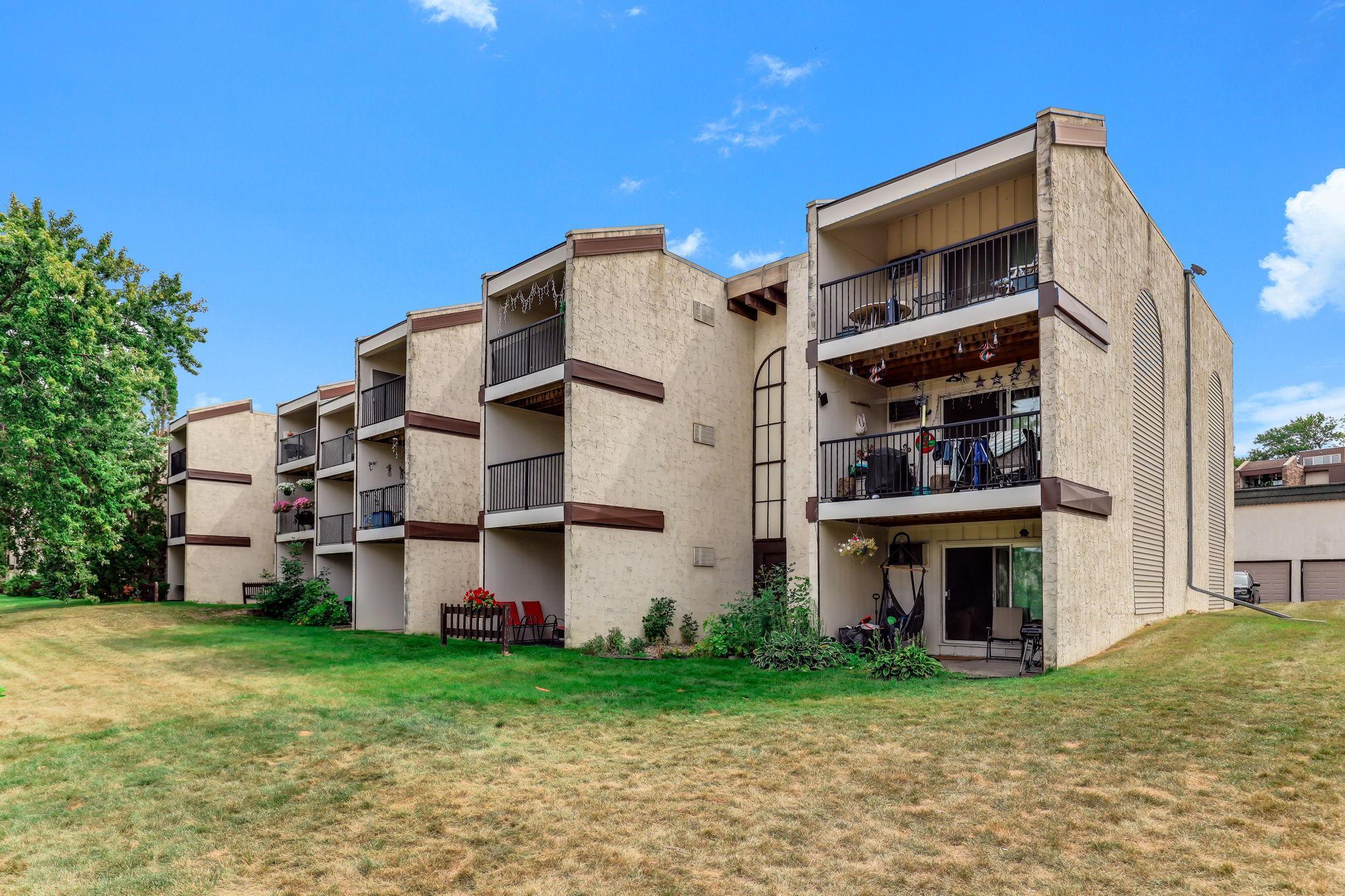 12864 Nicollet Avenue 202 Property Photo 25