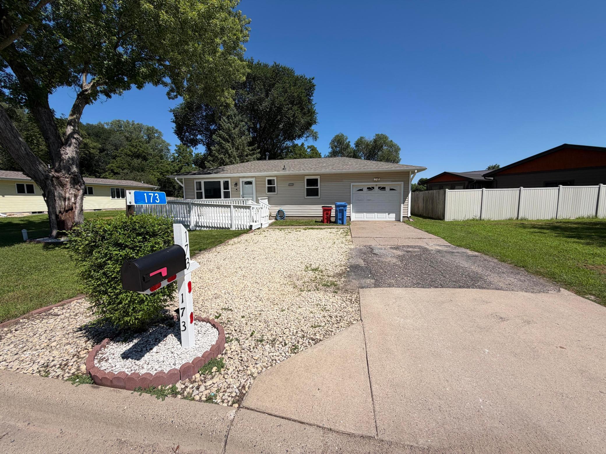 173 Sunrise Drive Property Photo 1