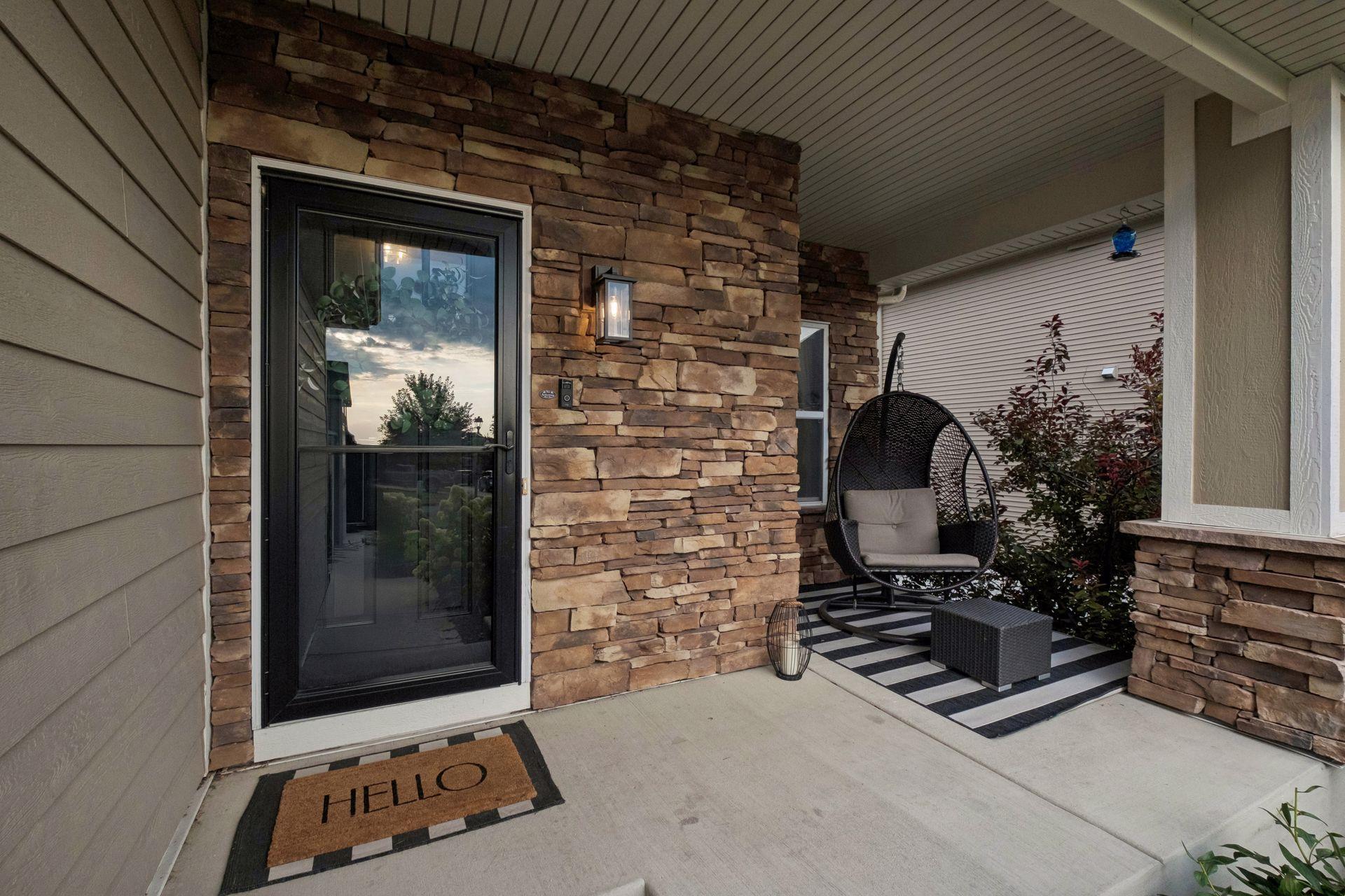 9161 River Rock Drive N Property Photo 5