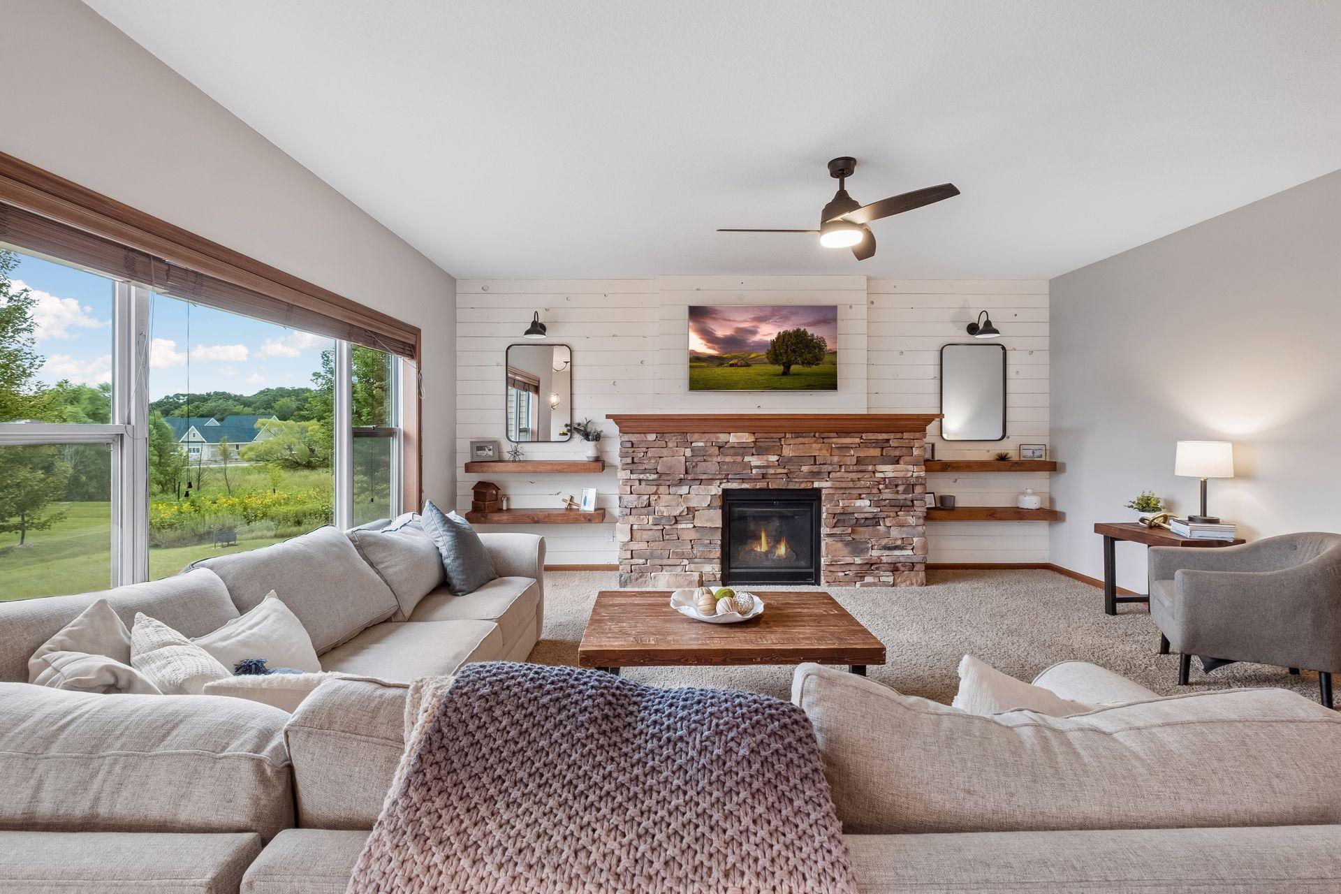 9161 River Rock Drive N Property Photo 9