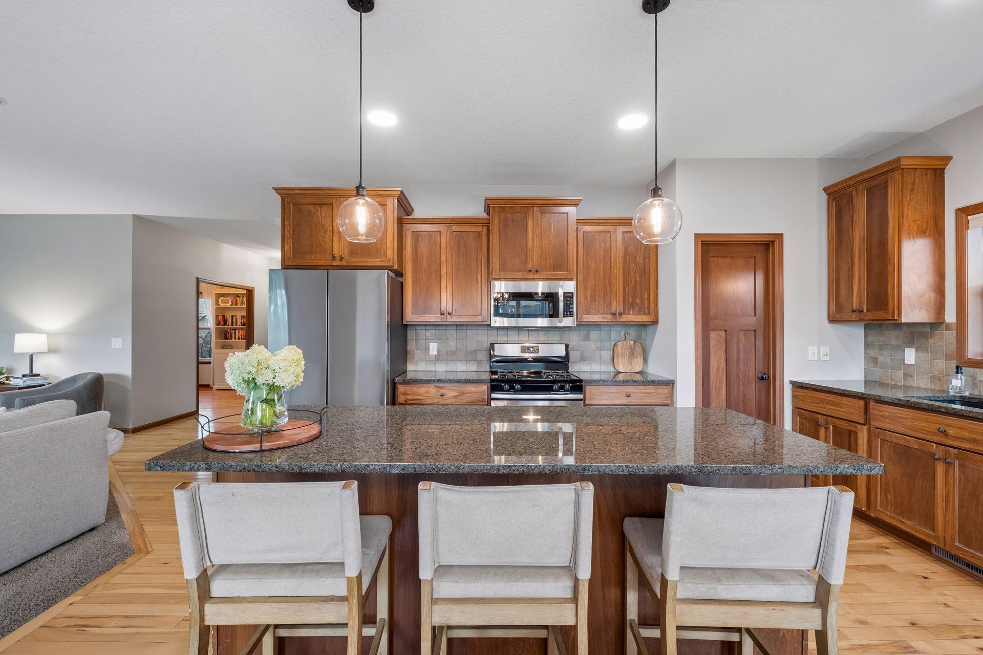 9161 River Rock Drive N Property Photo 16