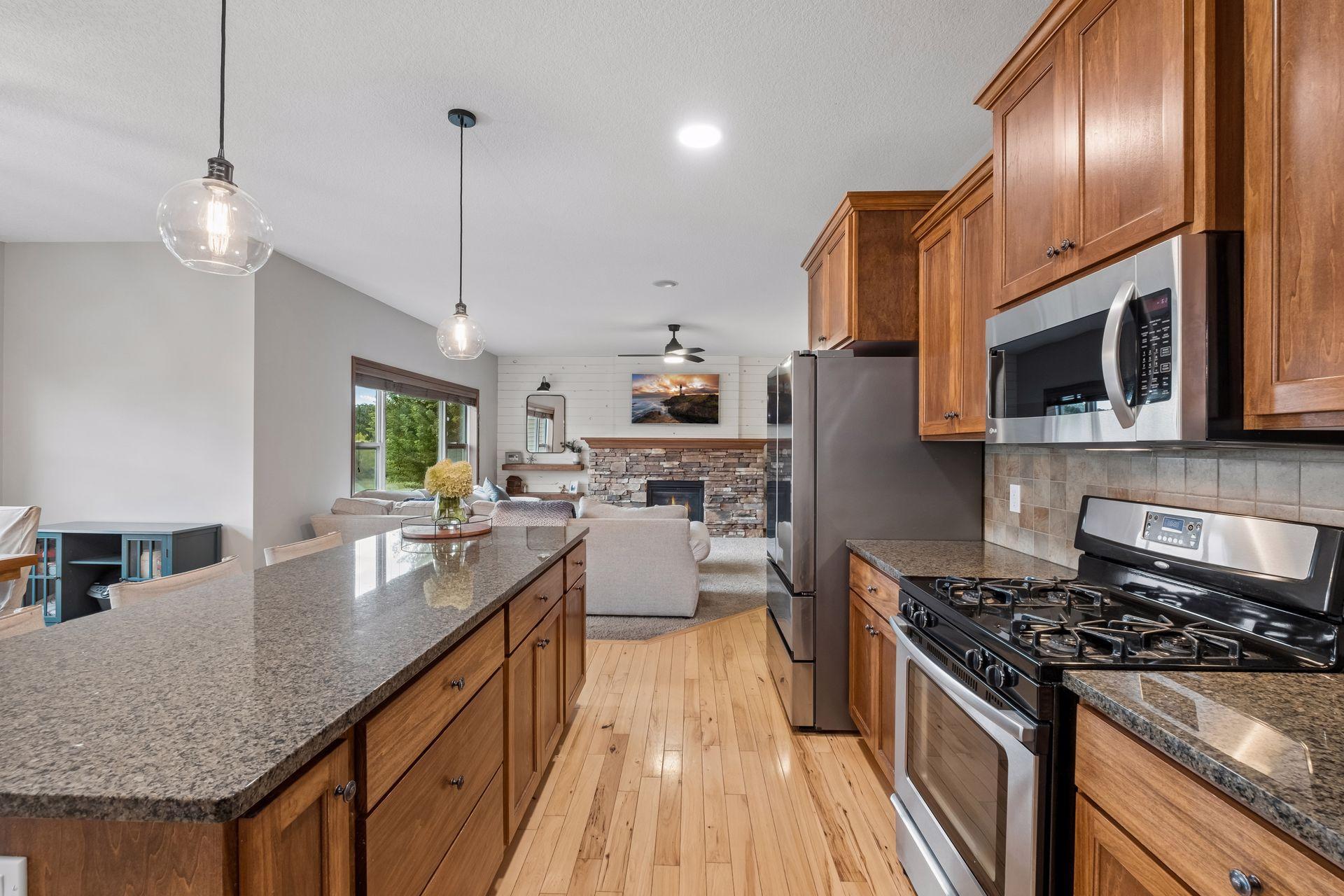 9161 River Rock Drive N Property Photo 18