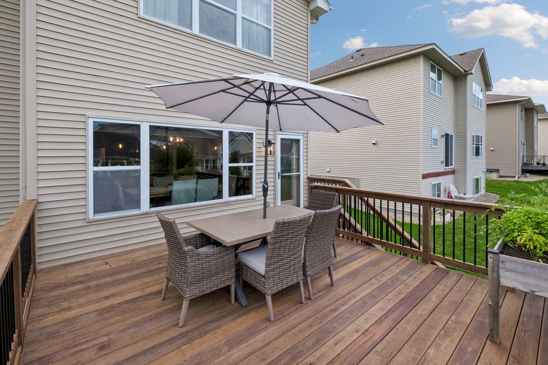 9161 River Rock Drive N Property Photo 24