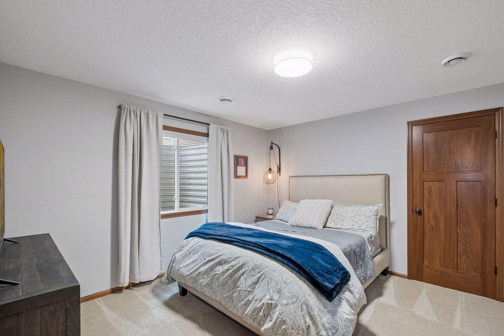 9161 River Rock Drive N Property Photo 52