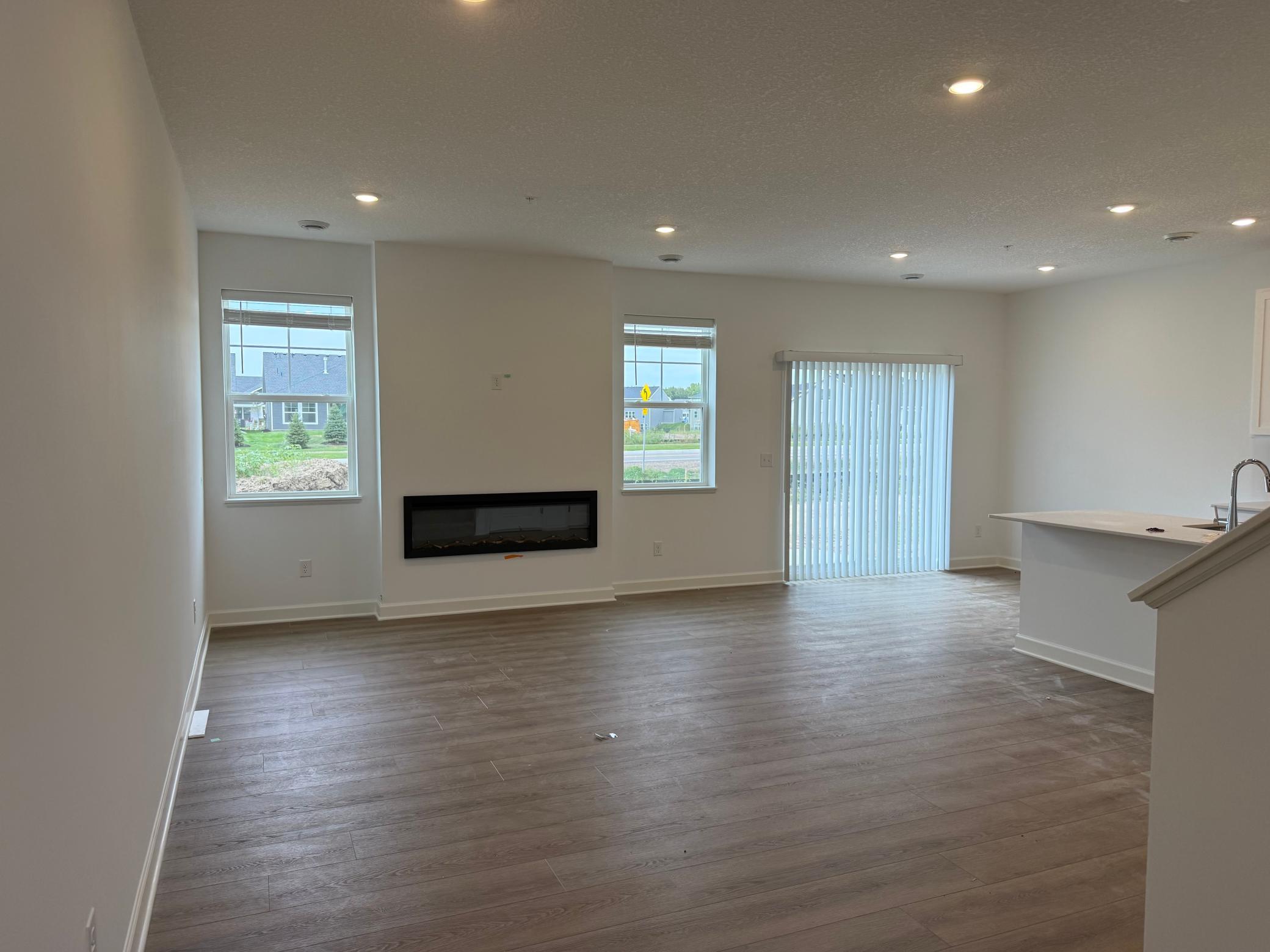10551 Harbor Lane N Property Photo 3