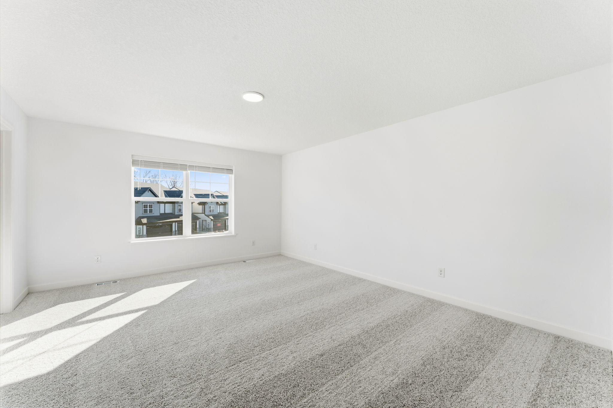 10551 Harbor Lane N Property Photo 14