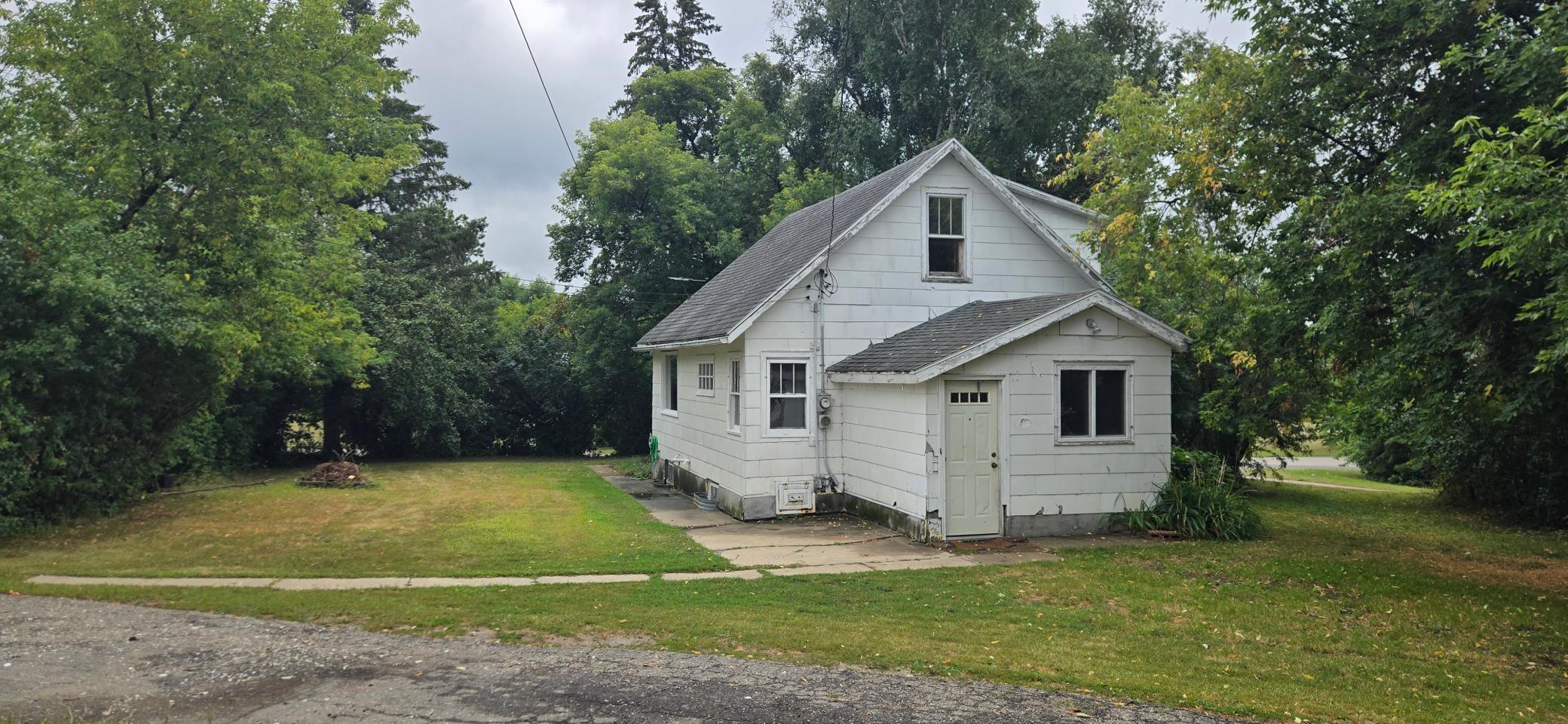 119 Red Lake Avenue Sw Property Photo 1