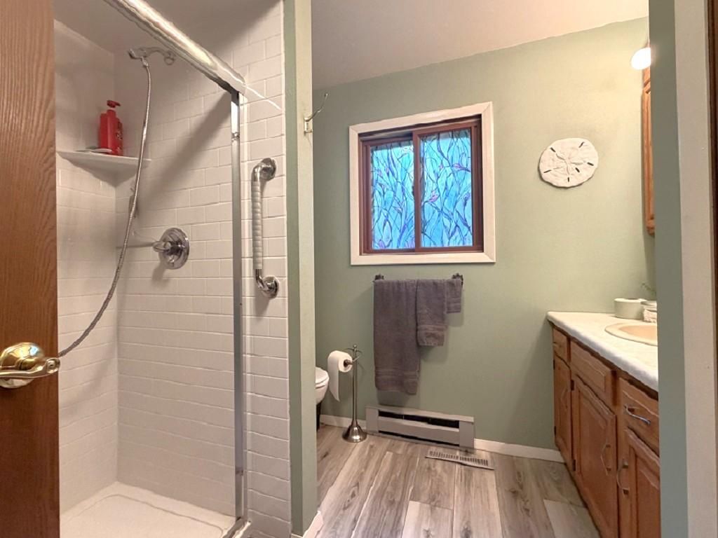 354 E East River Drive Property Photo 20