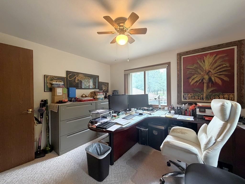 354 E East River Drive Property Photo 22