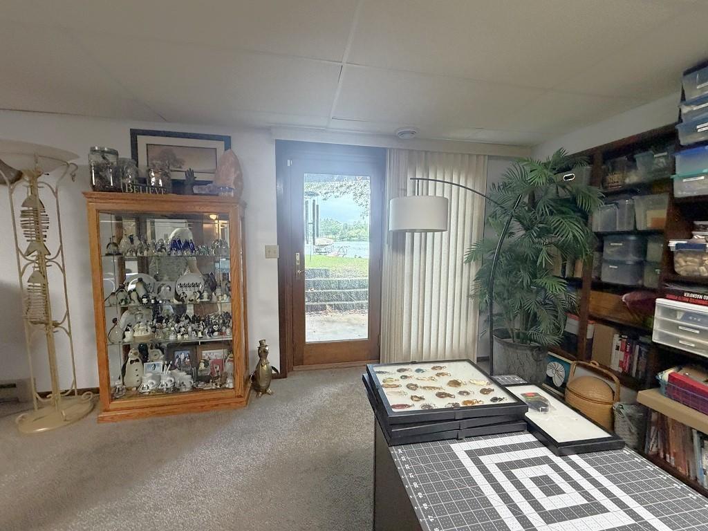 354 E East River Drive Property Photo 24