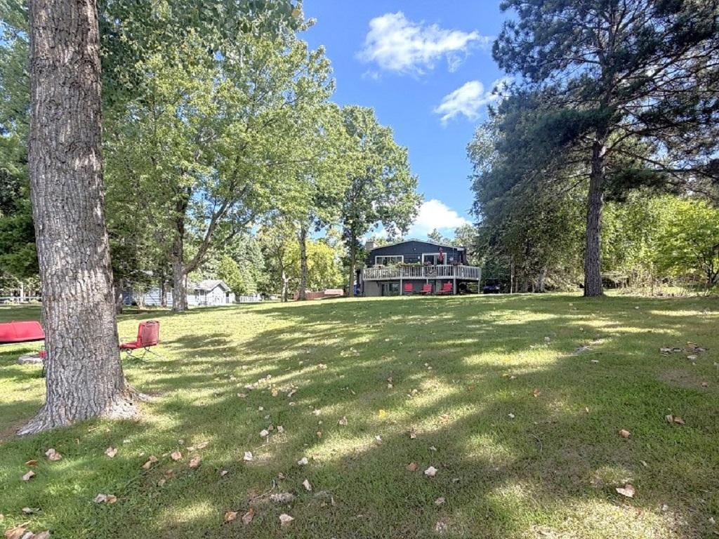 354 E East River Drive Property Photo 39