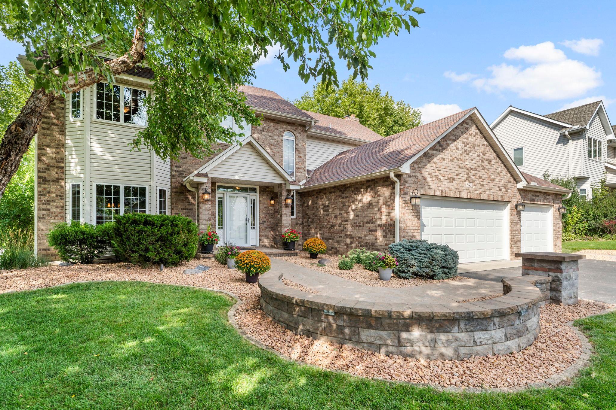546 White Pine Way