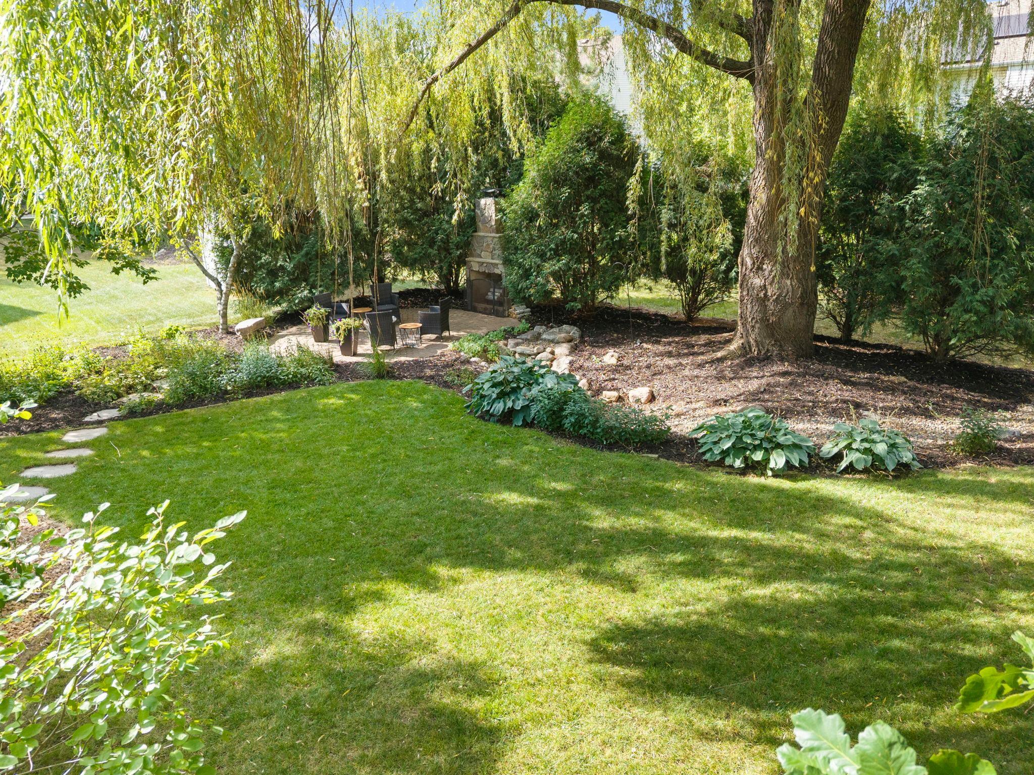 546 White Pine Way Property Photo 4