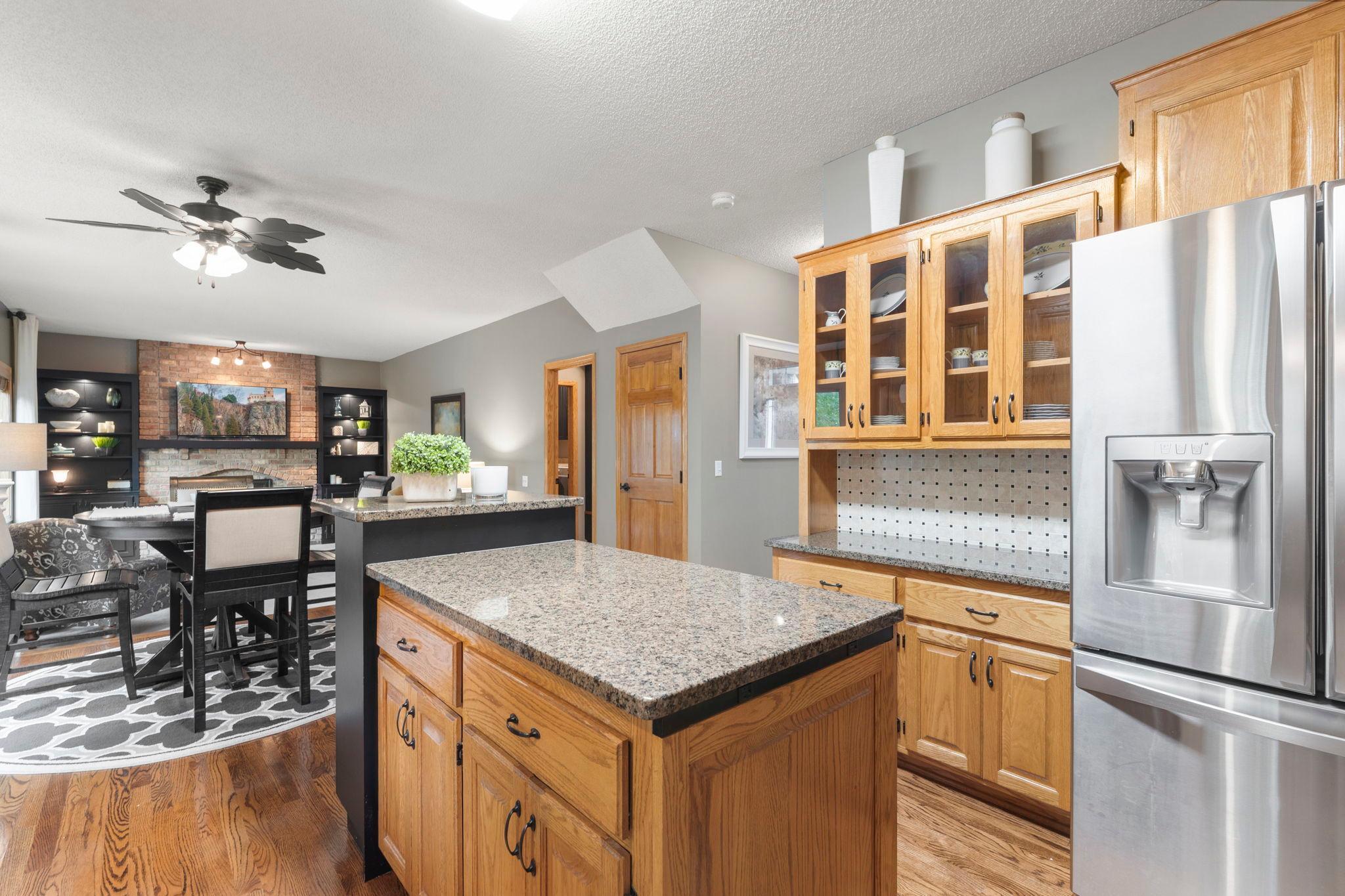 546 White Pine Way Property Photo 8