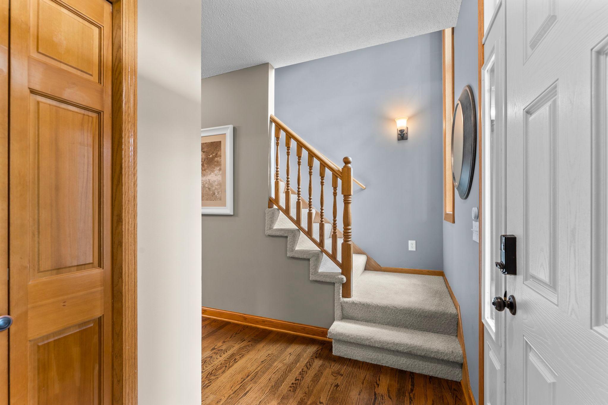546 White Pine Way Property Photo 19