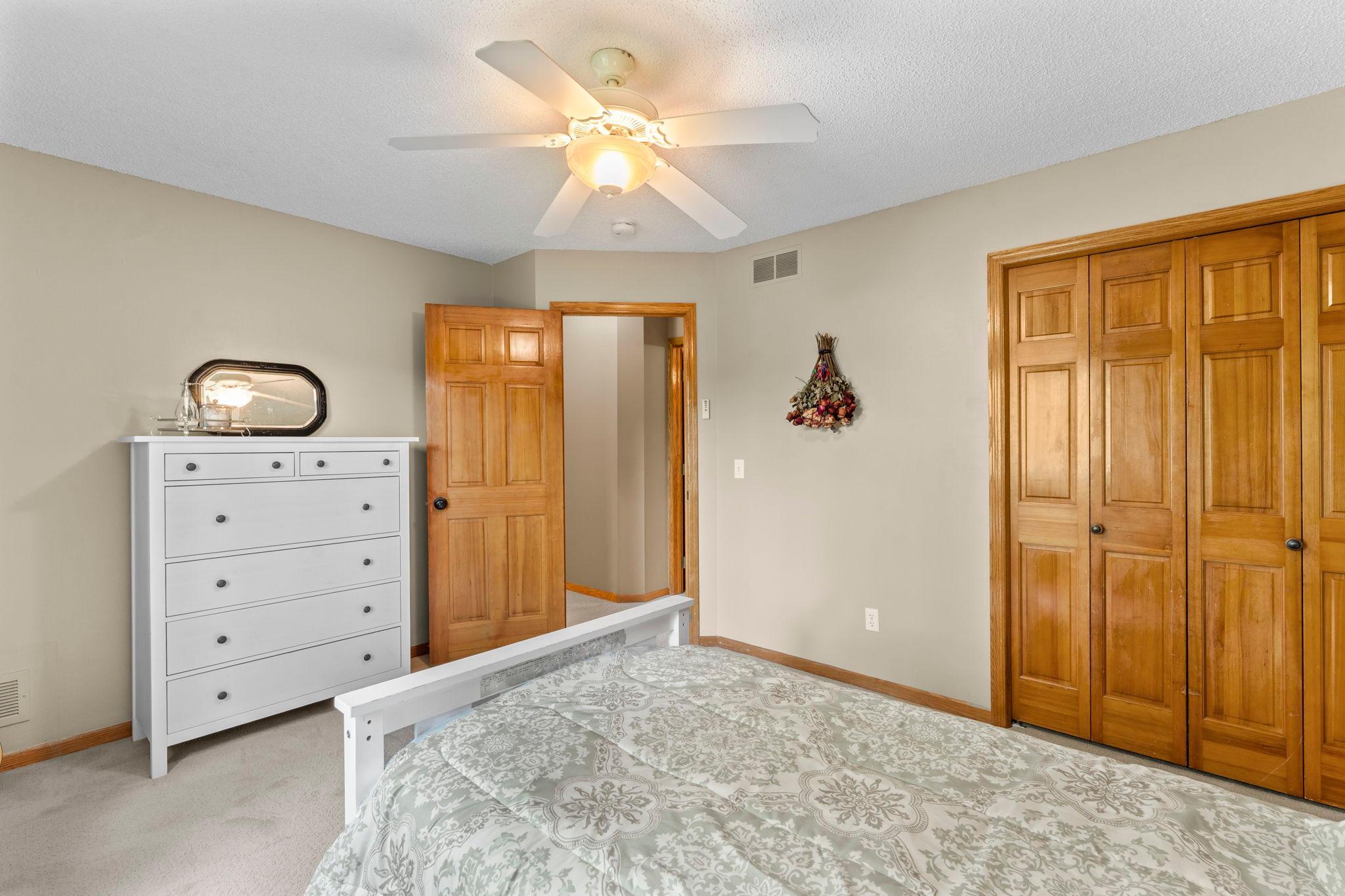 546 White Pine Way Property Photo 30