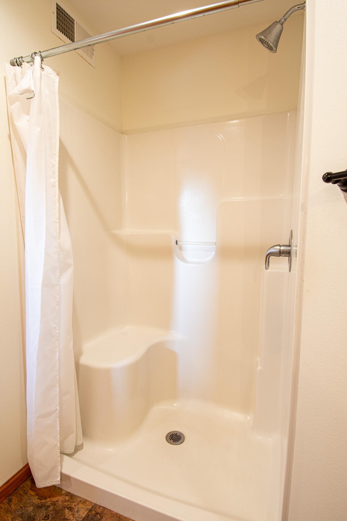 828 Alice Drive Property Photo 14