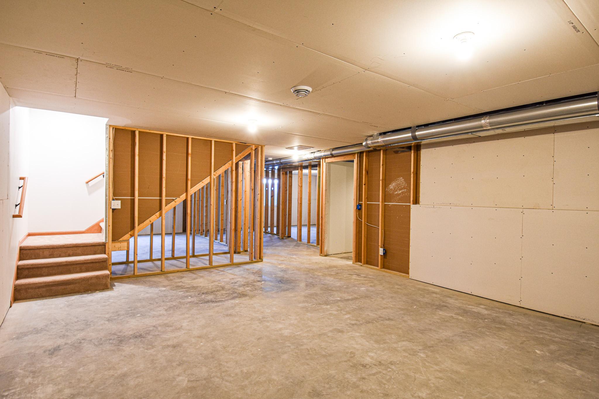 828 Alice Drive Property Photo 38