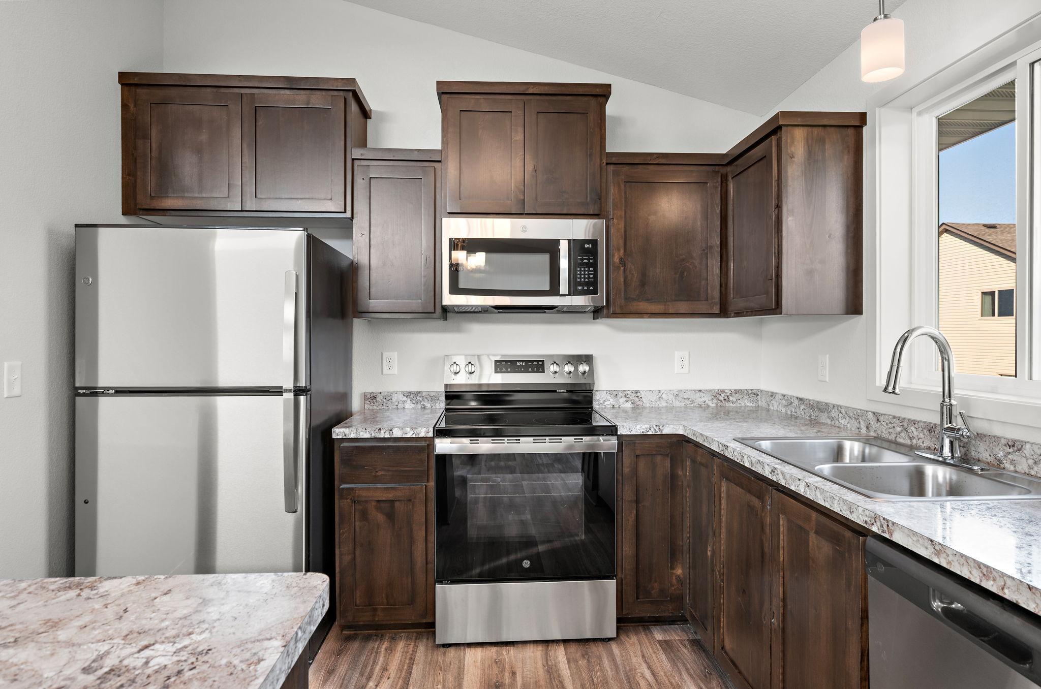 2175 Eagle Street Property Photo 5