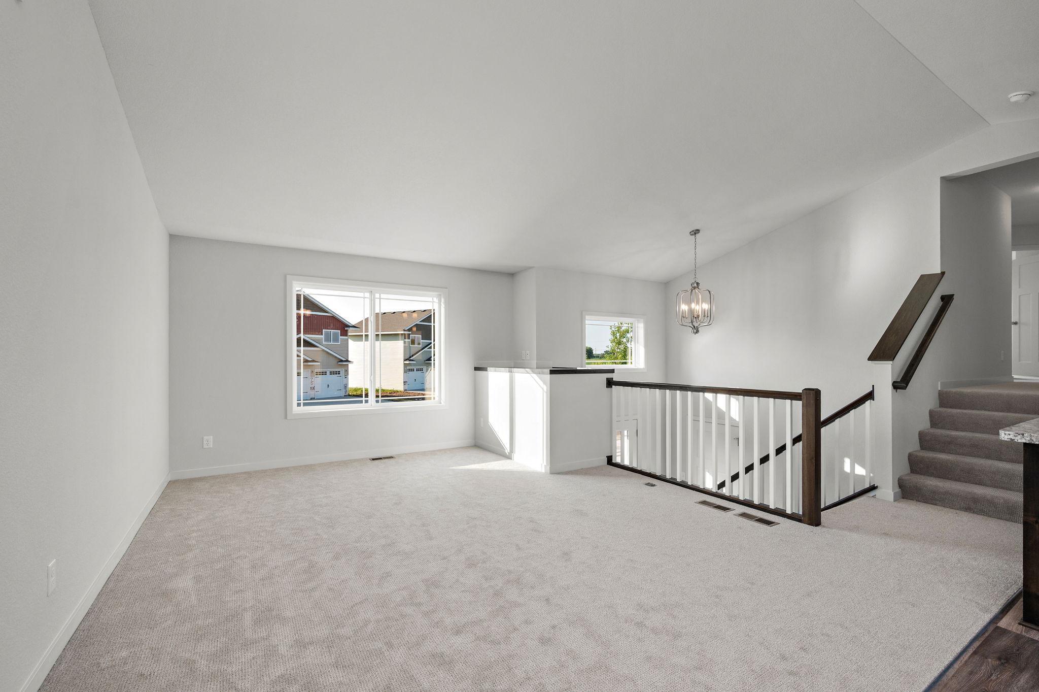 2175 Eagle Street Property Photo 10