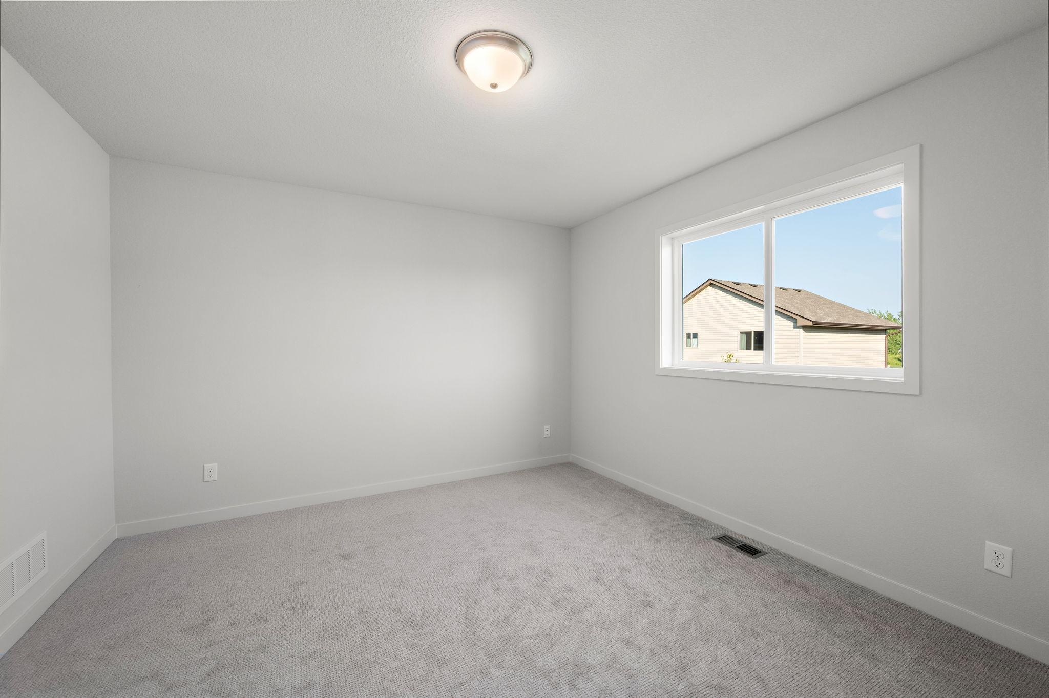 2175 Eagle Street Property Photo 11