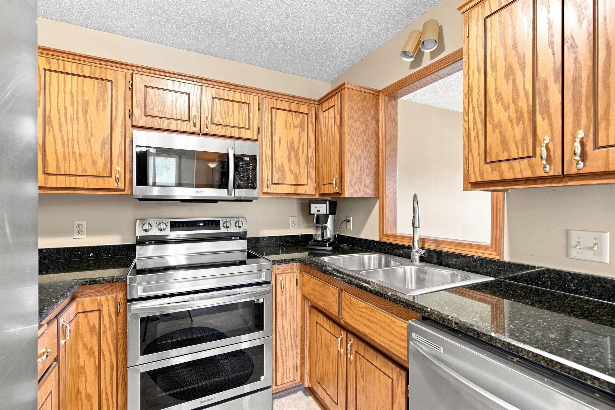 12555 Hillside Lane Se Property Photo 14
