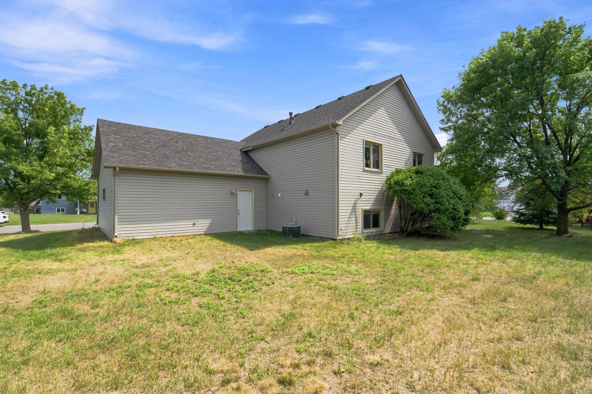 12555 Hillside Lane Se Property Photo 31
