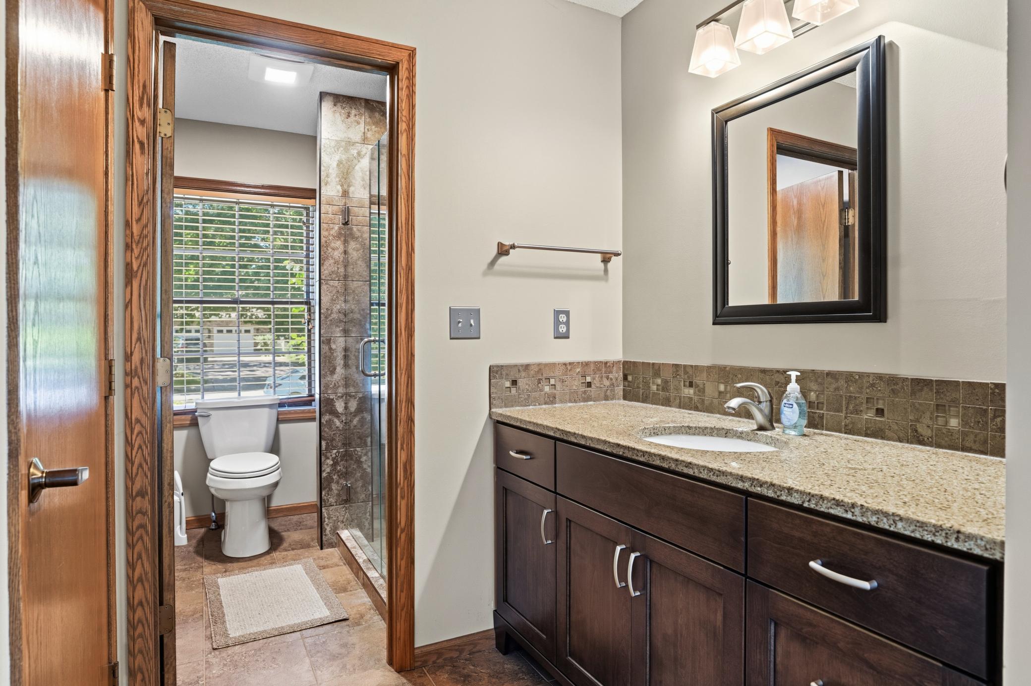 2524 Colony Circle Property Photo 8