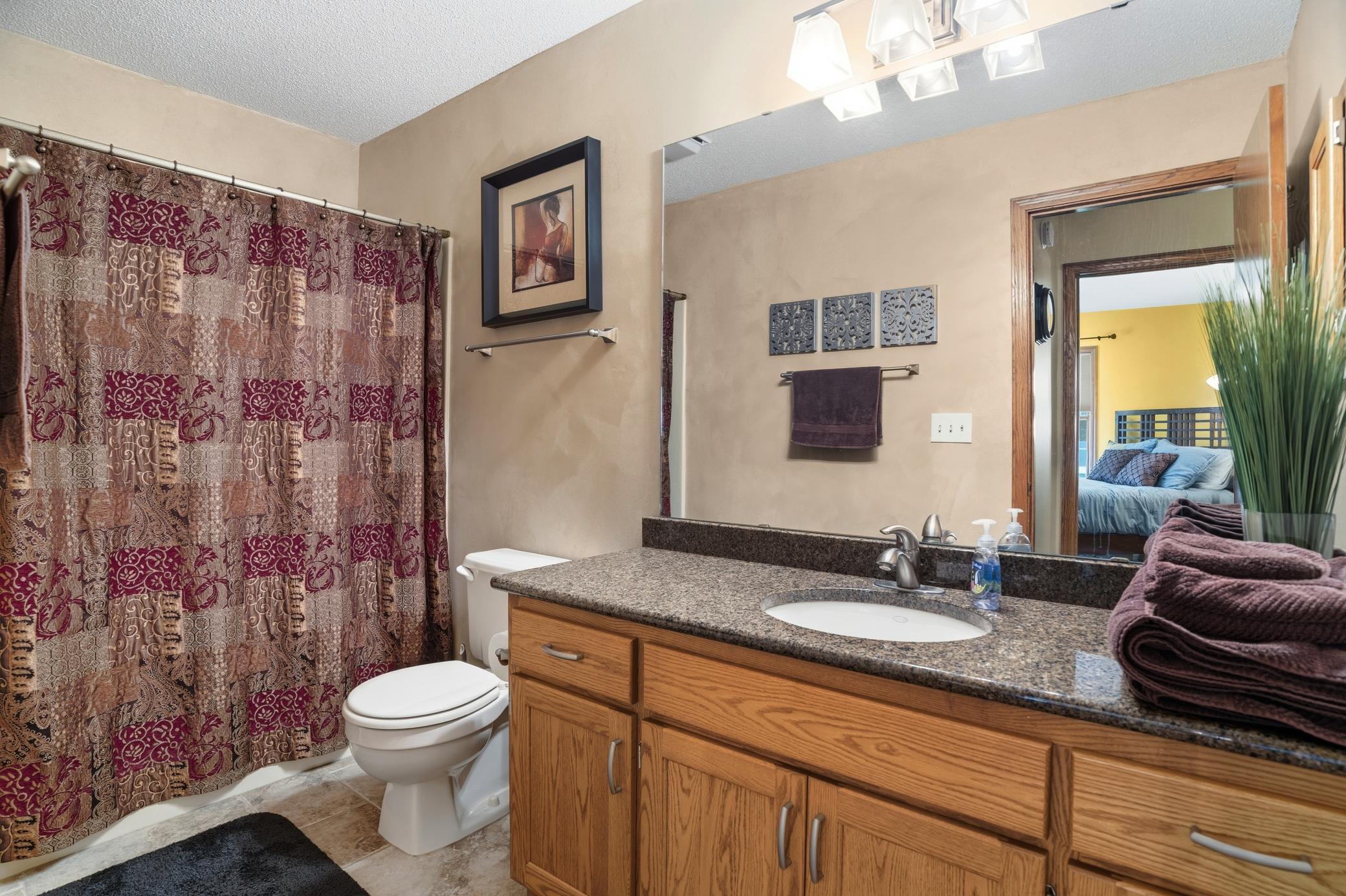2524 Colony Circle Property Photo 13