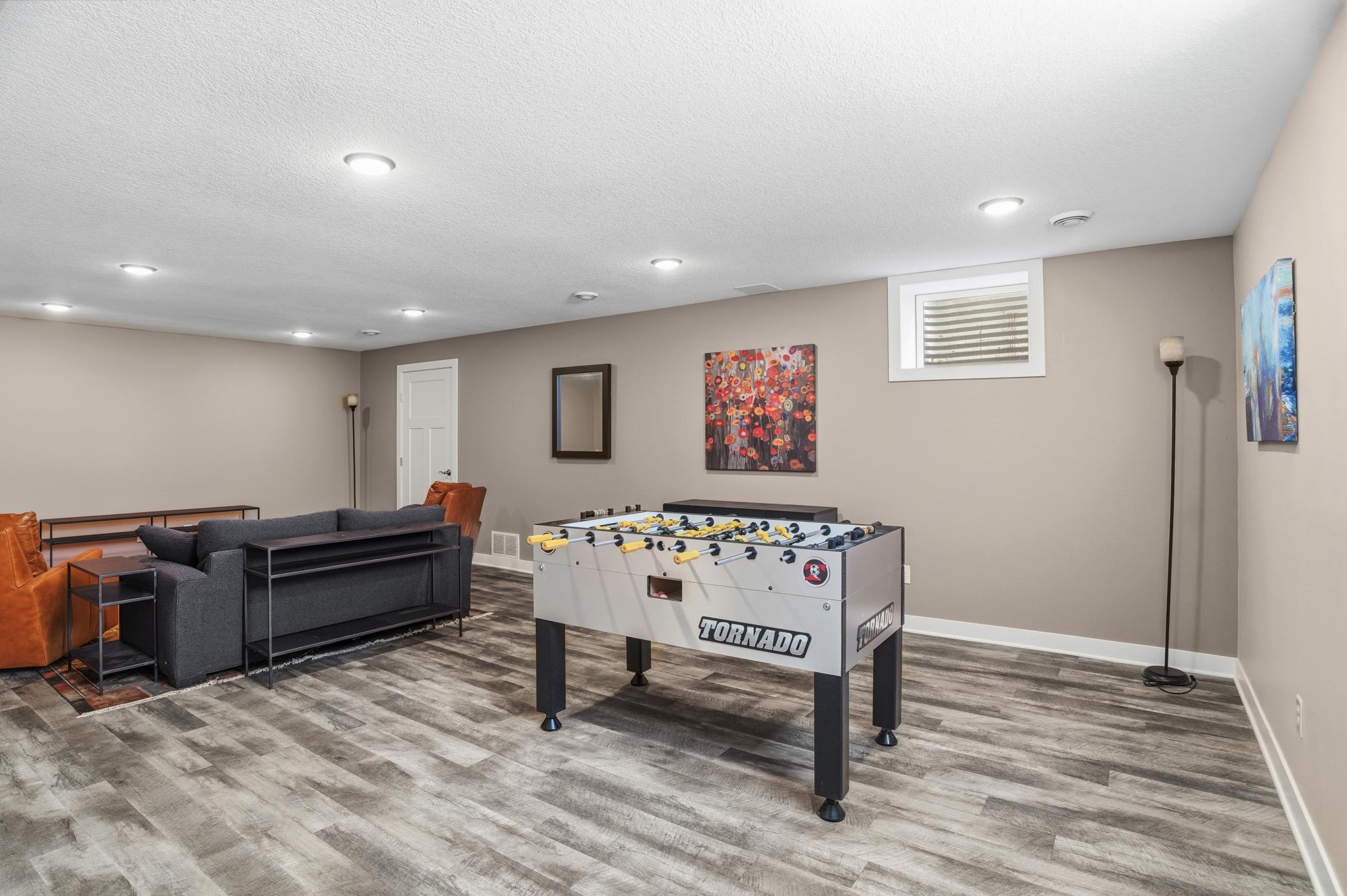 2524 Colony Circle Property Photo 15